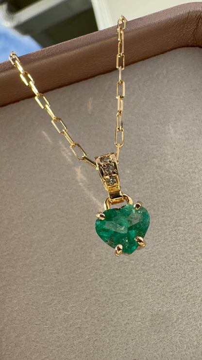 Dije de corazón oro 18k con diamantes