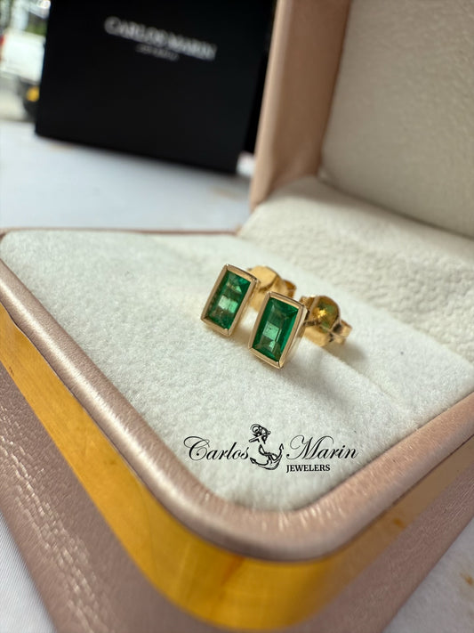 Aretes oro 18k con Esmeralda